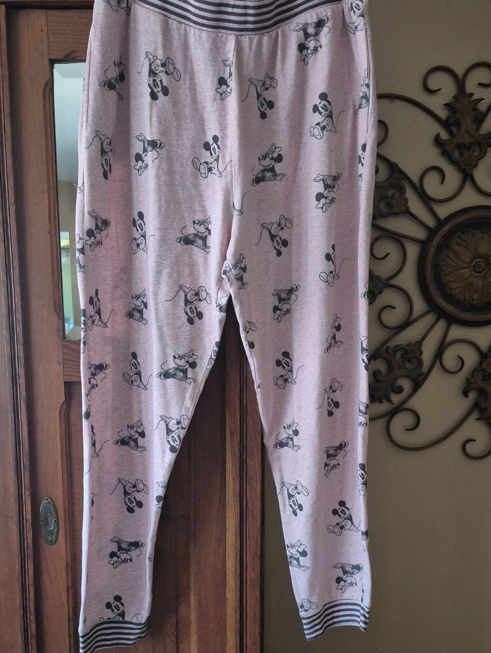 3for$25 Bundle Sale Disney Pink Mickey Mouse Lounge Joggers - Picture 1 of 2